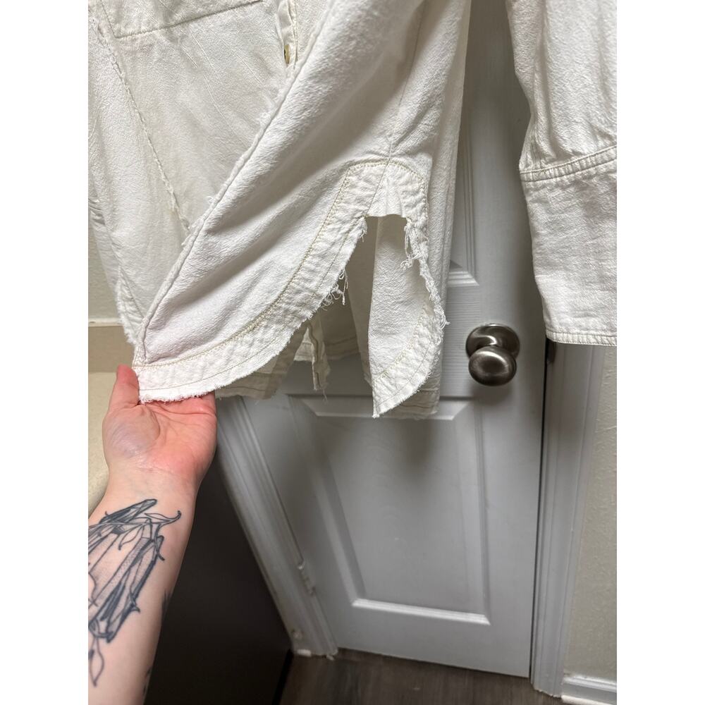 Free People We The Free White Denim Oversized Long Sleeve Button Down Size Lg - Picture 5 of 9